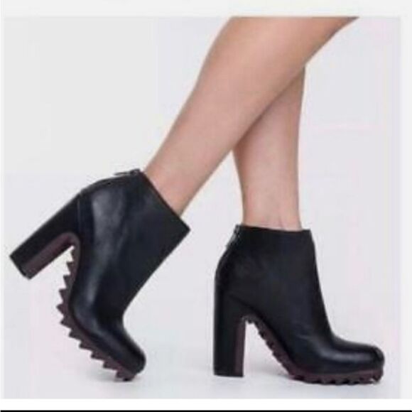 Circus By Sam Edelman Black Kensley Heeled Ankle Booties Sz 7 - Picture 1 of 14